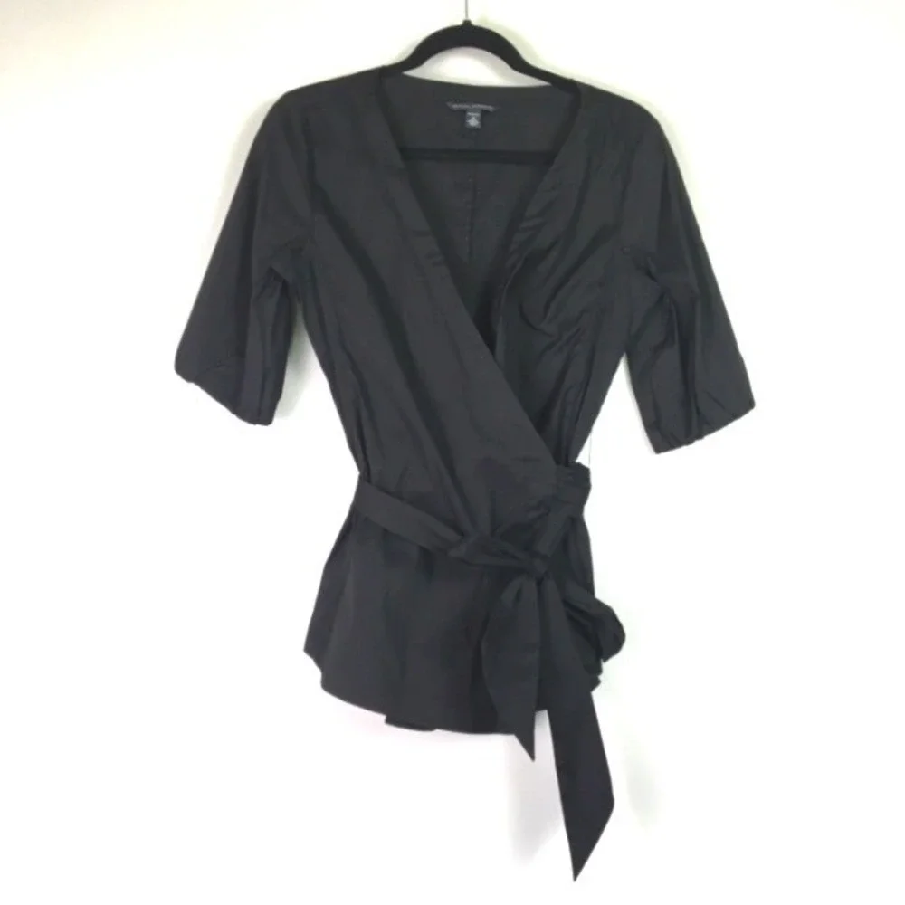 Banana Republic Stretch Wrap Tie Waist Blouse Size M Black